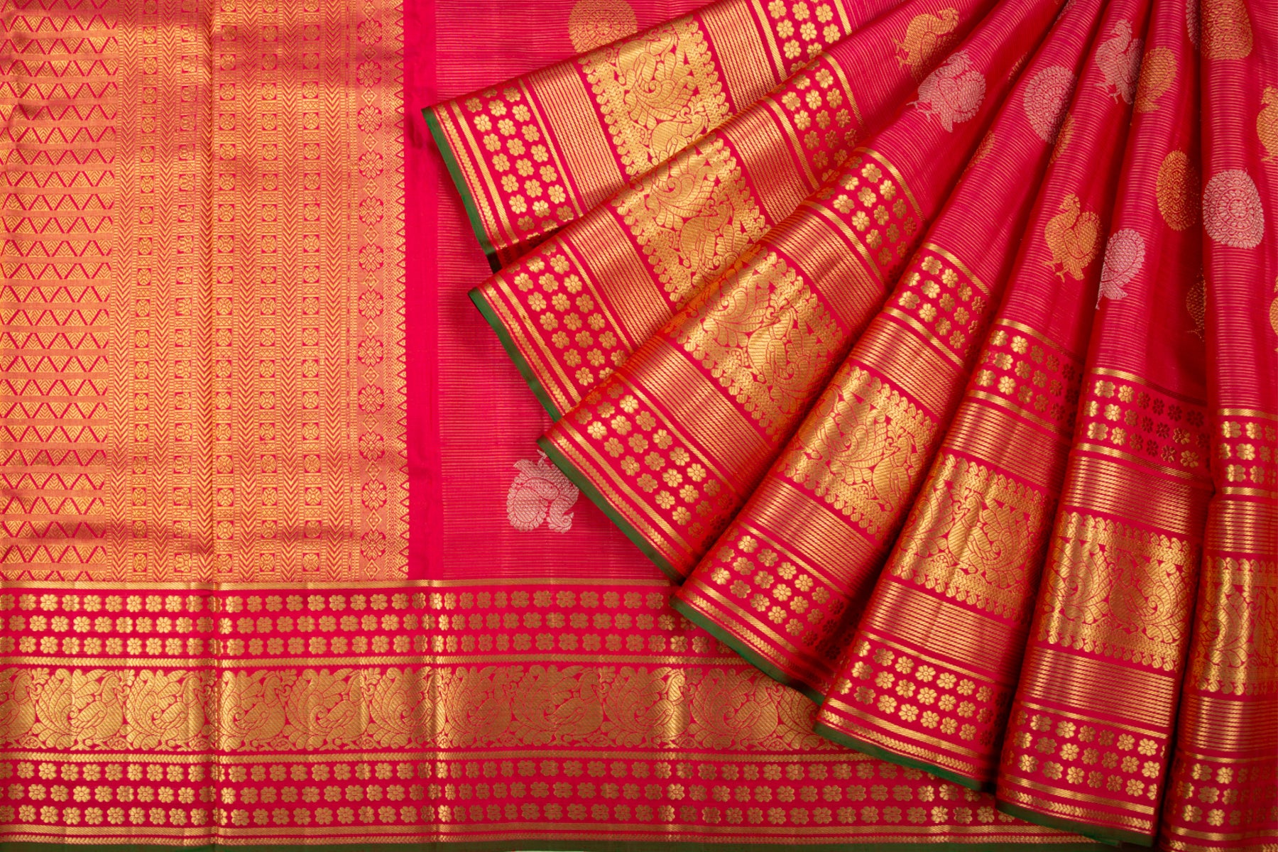Kanchipuram Silk Oosi Lines and Butta Pink Saree