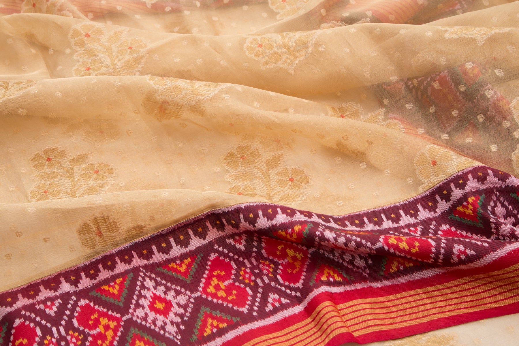 Banarasi Kora Organza Tissue Butta Cream Saree With Attached Semi Patan Border