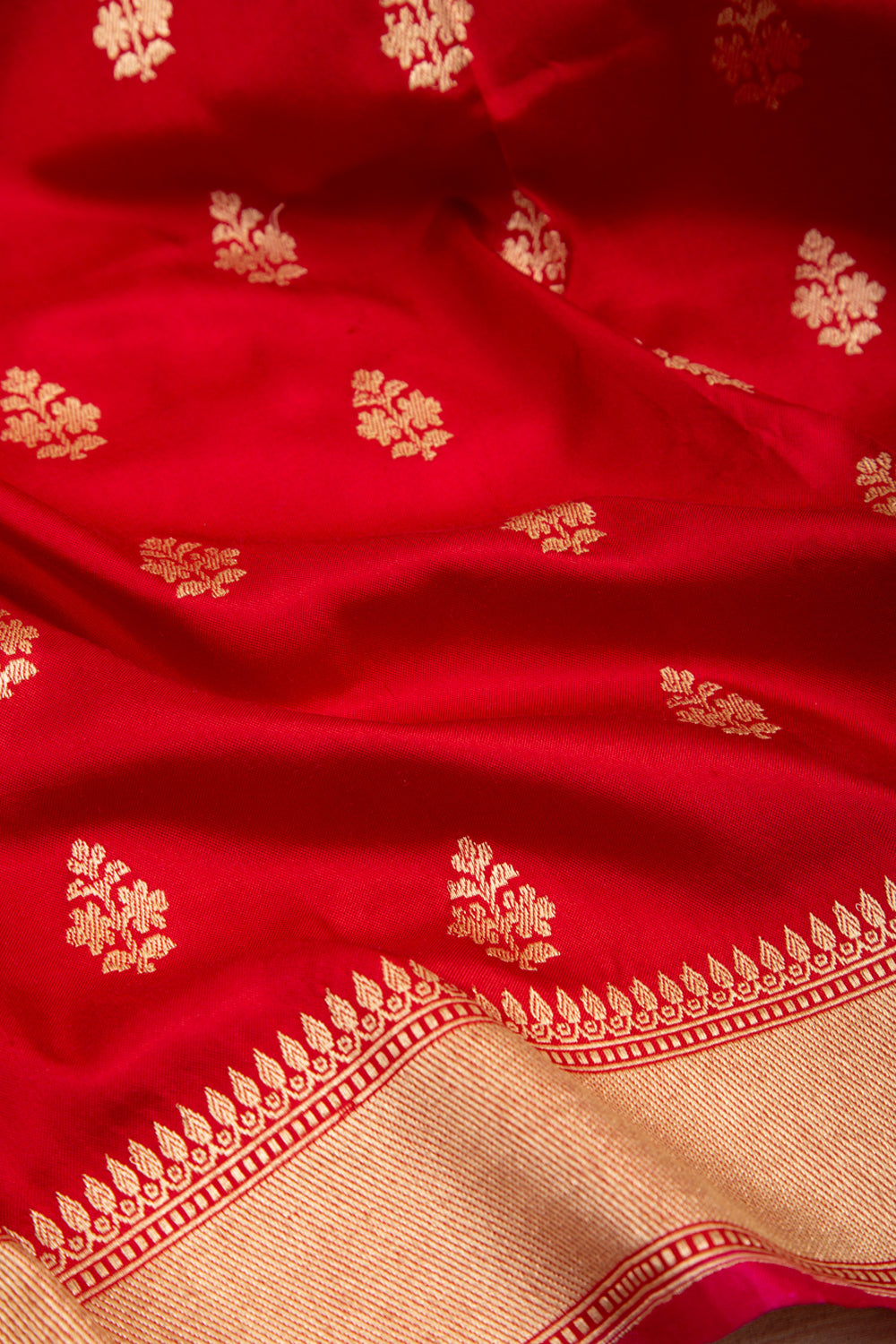 Banarasi Silk Butta Red Dupatta