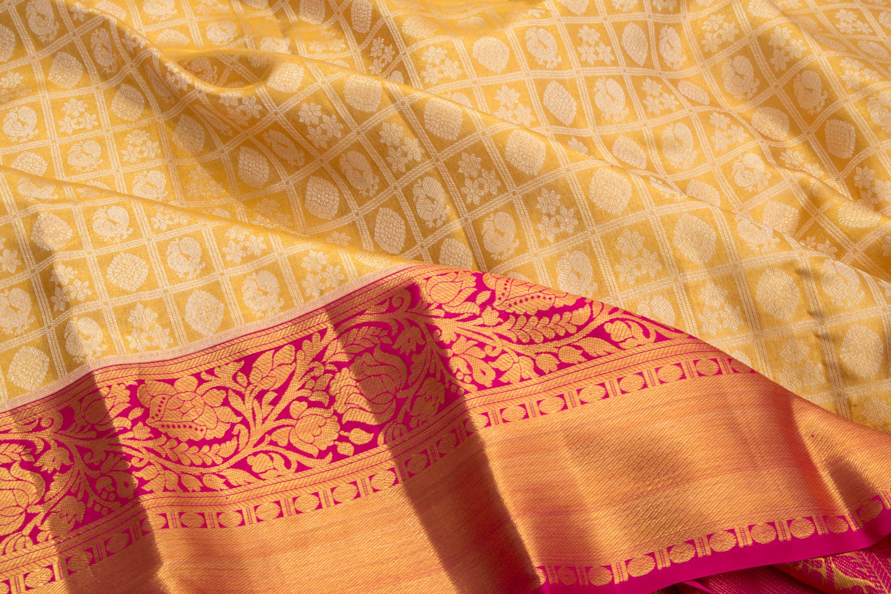 Kanchipuram Silk Tissue Checks And Butta Gold Saree
