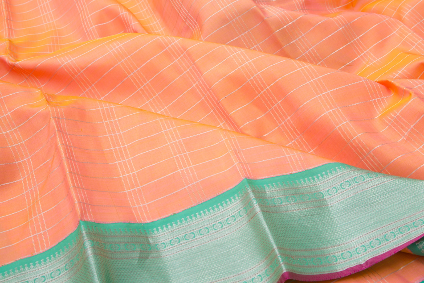 Kanchipuram Silk Checks Pink And Orange Dual Tone Saree