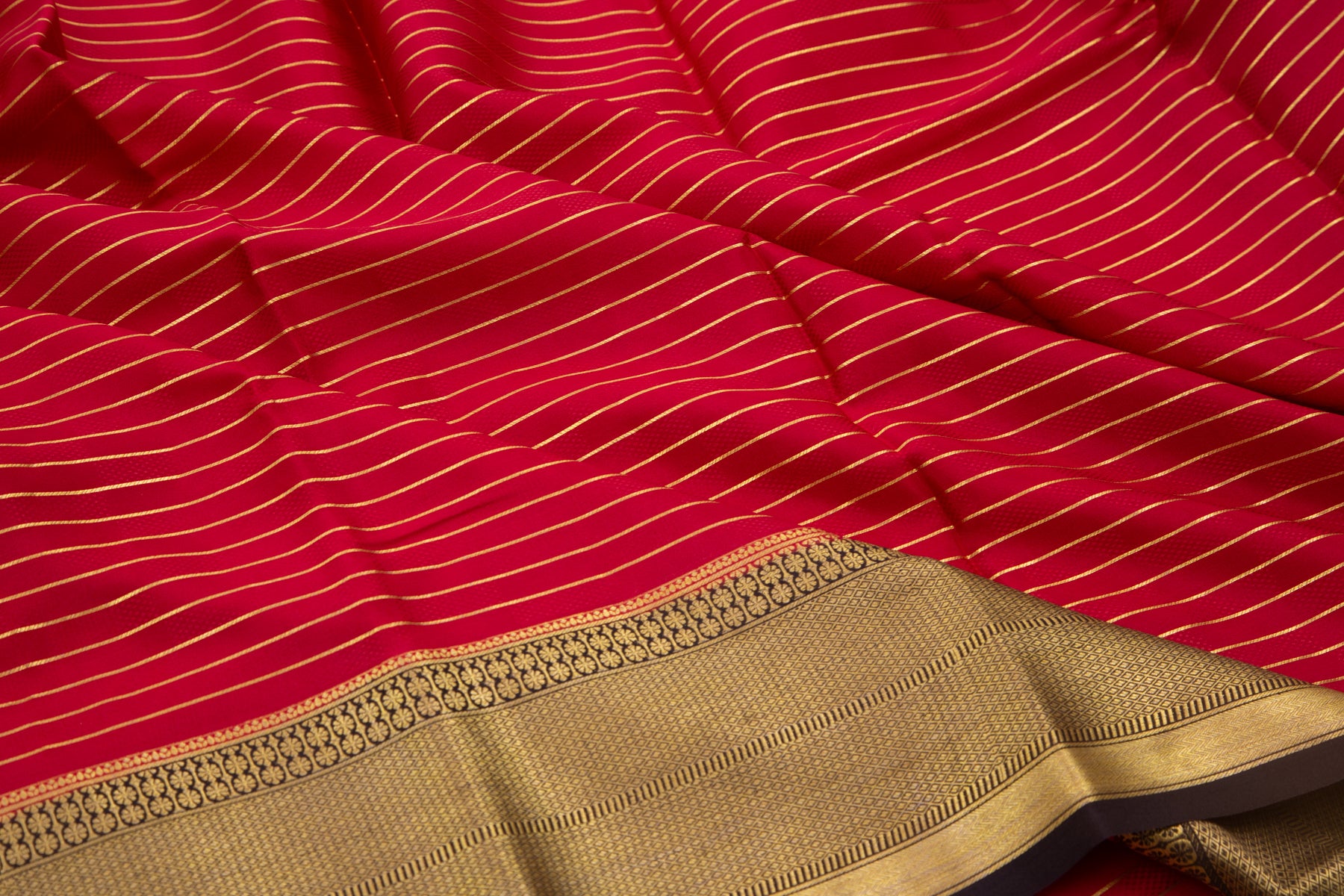 Binny Silk Horizontal Lines Red Saree