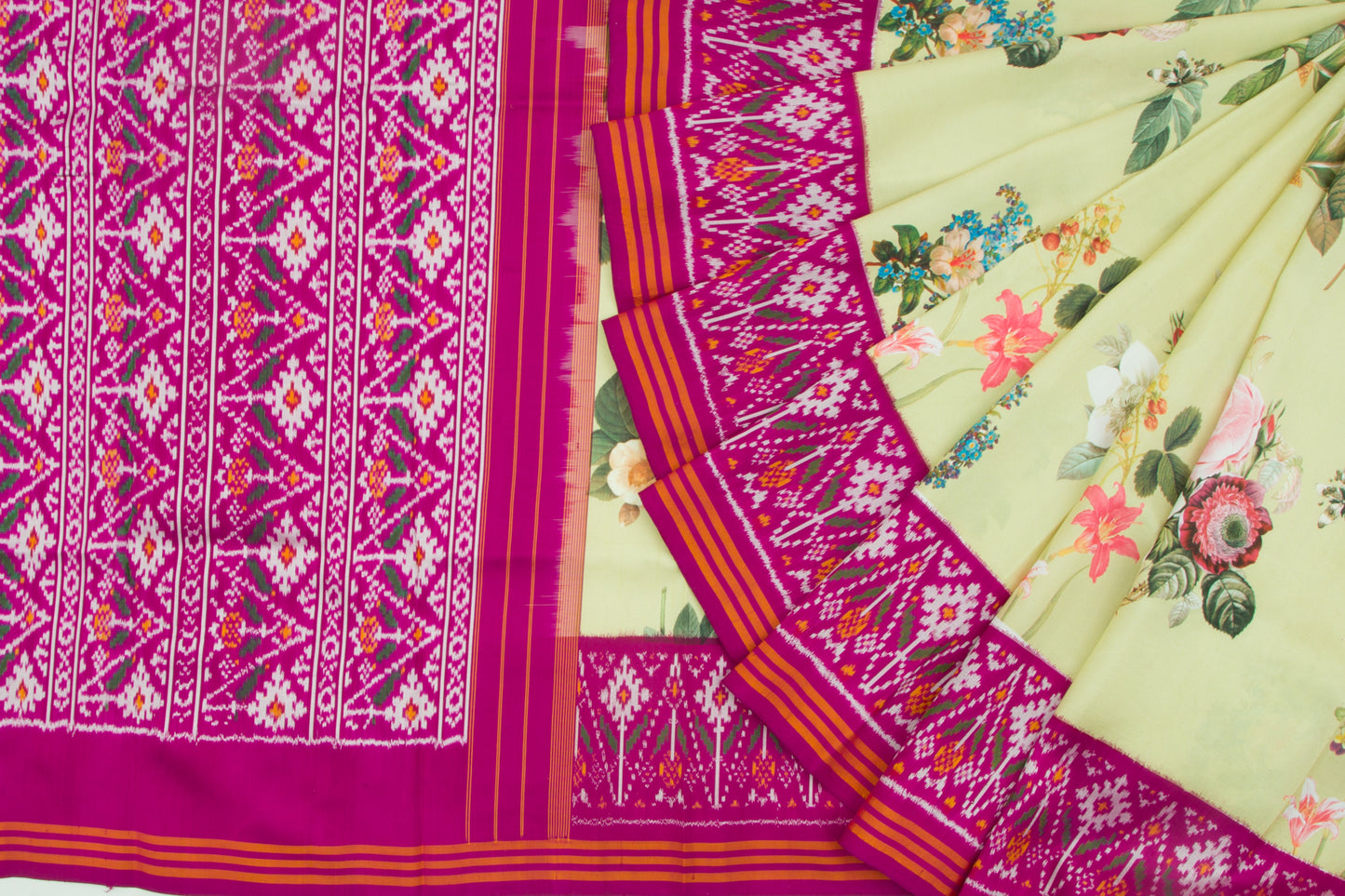 Pochampally Silk Ikat Printed Pastel Green Saree/5101797_2.jpg