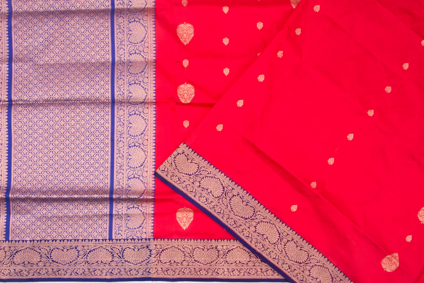 Banarasi Katan Silk Butta Red Saree