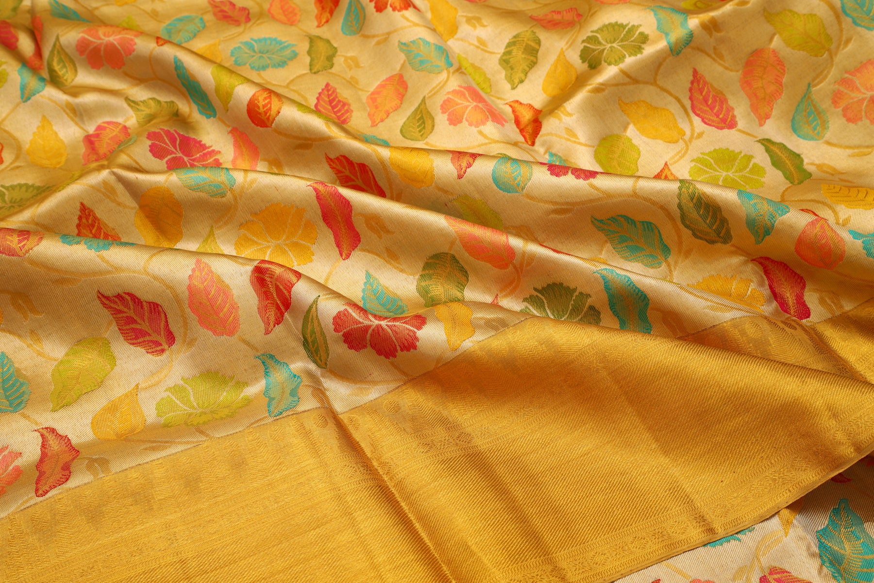 Kanchipuram Silk Tissue Jaal Gold Saree