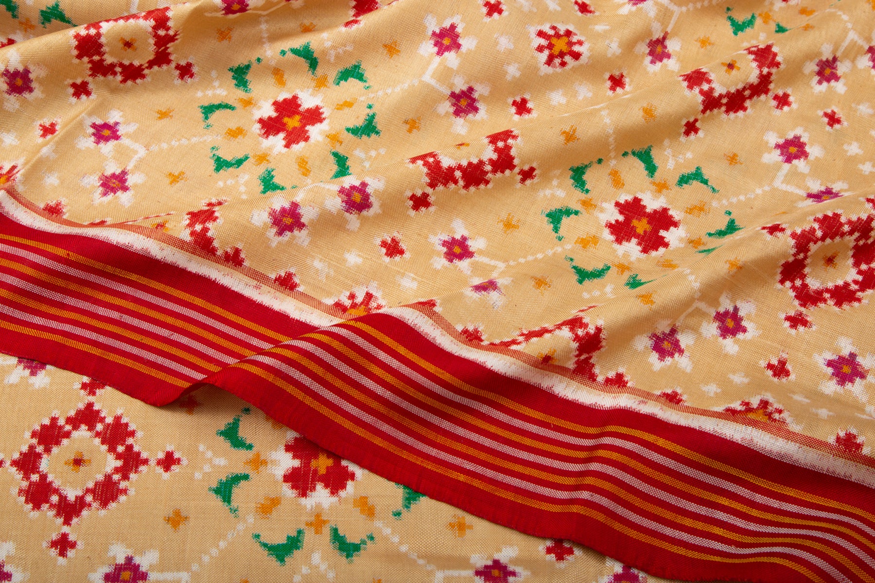 Patan Patola Silk Double Ikat Navratna Bhat Cream Saree