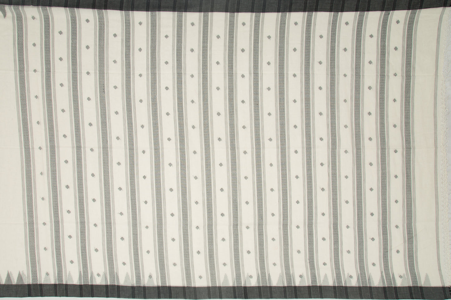 Phulia Cotton Plain White Saree