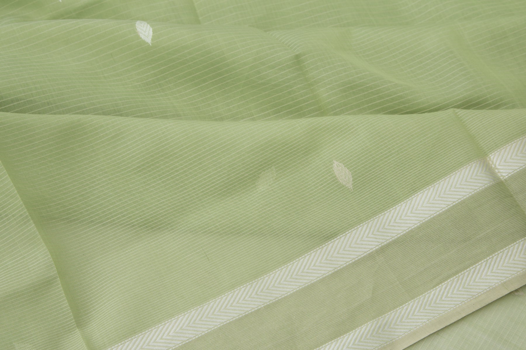 Maheshwari Cotton Horizontal Lines And Butta Green Saree