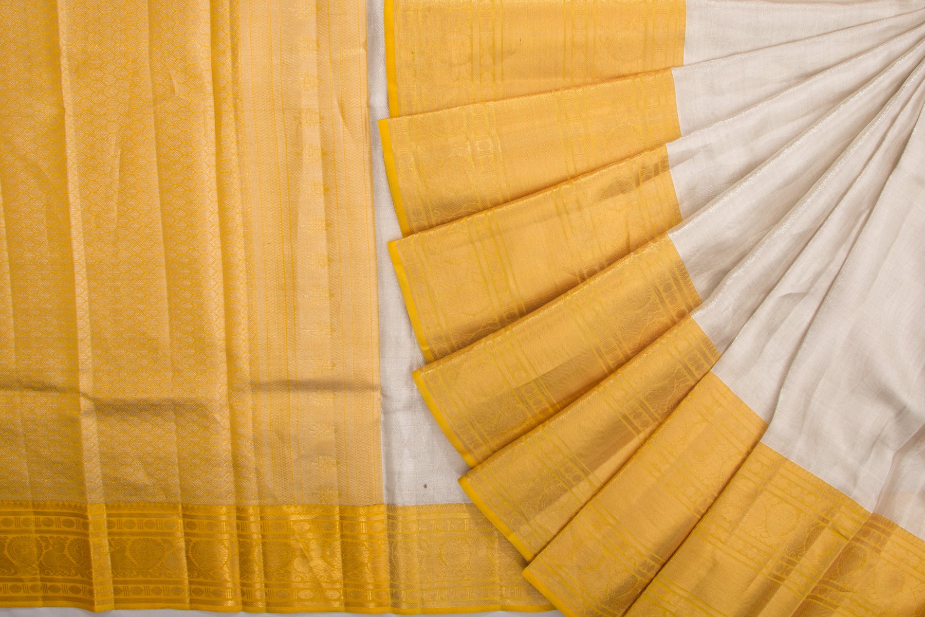 Kanchipuram Silk Tissue Geometrical Brocade Silver Saree