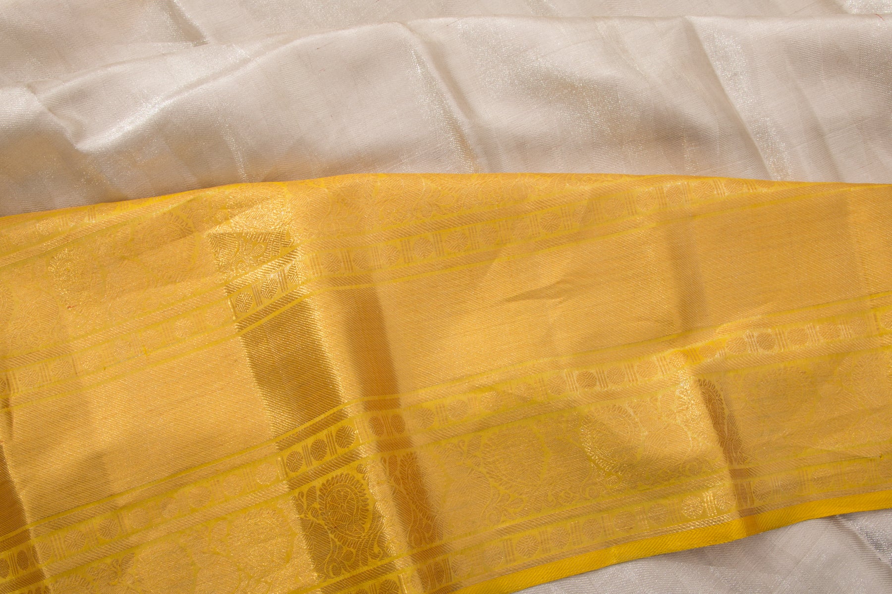 Kanchipuram Silk Tissue Geometrical Brocade Silver Saree