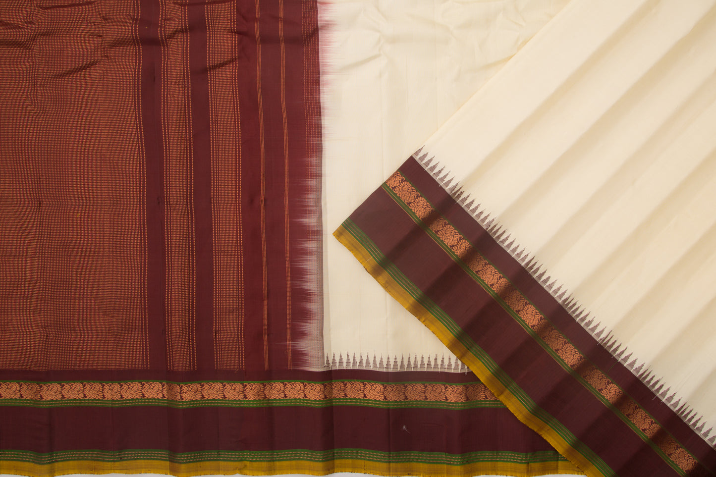 Gadwal Silk Plain Cream Saree