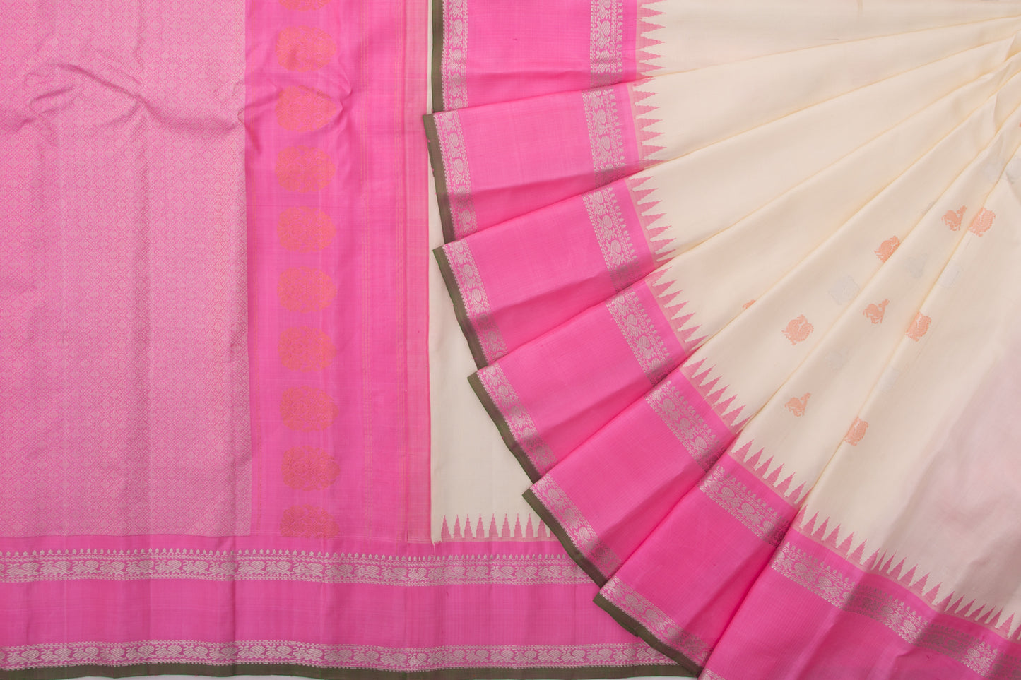 Gadwal Silk Butta Cream Saree