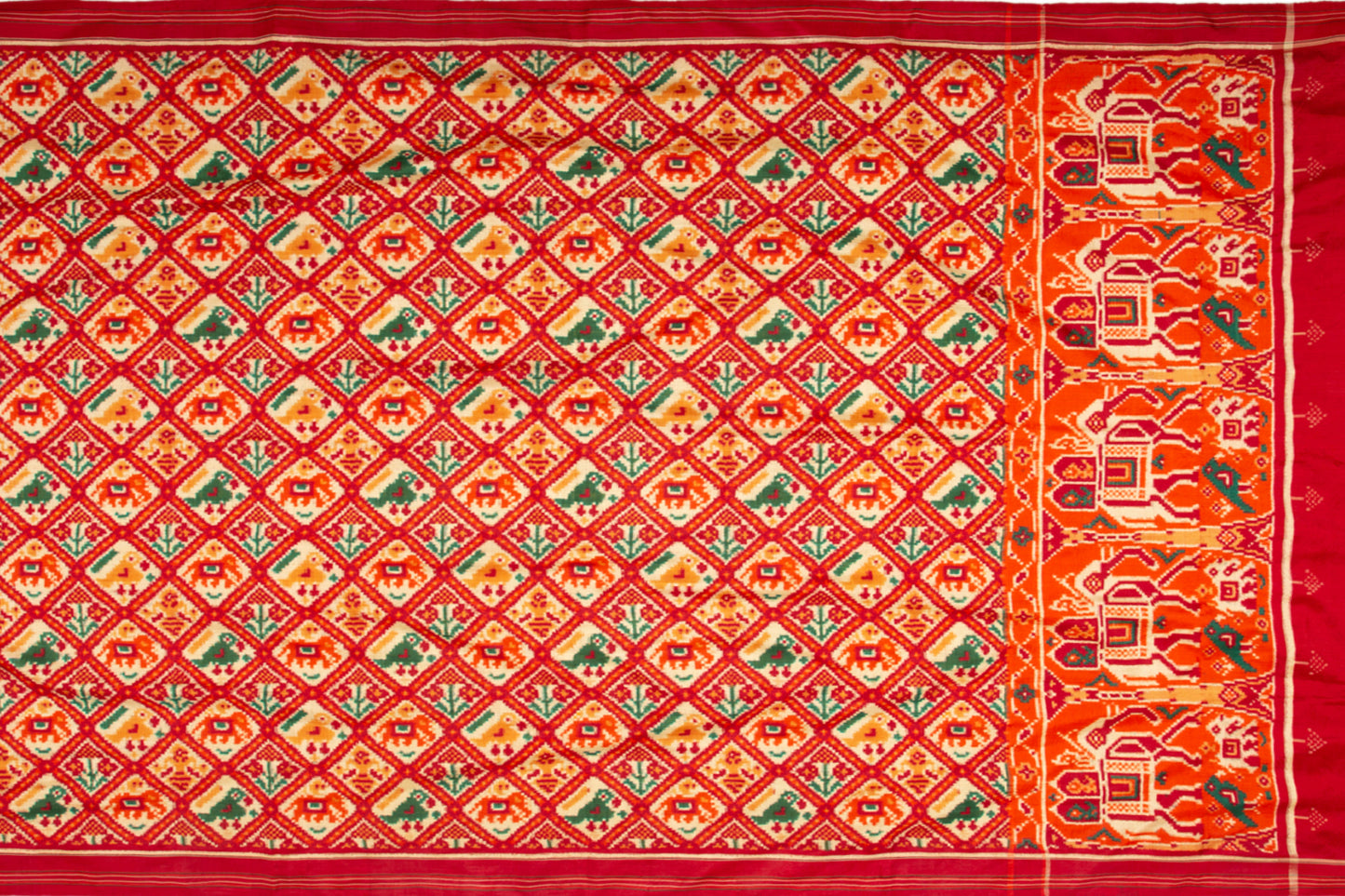 Patan Patola Silk Double Ikat 5 Figure White Saree