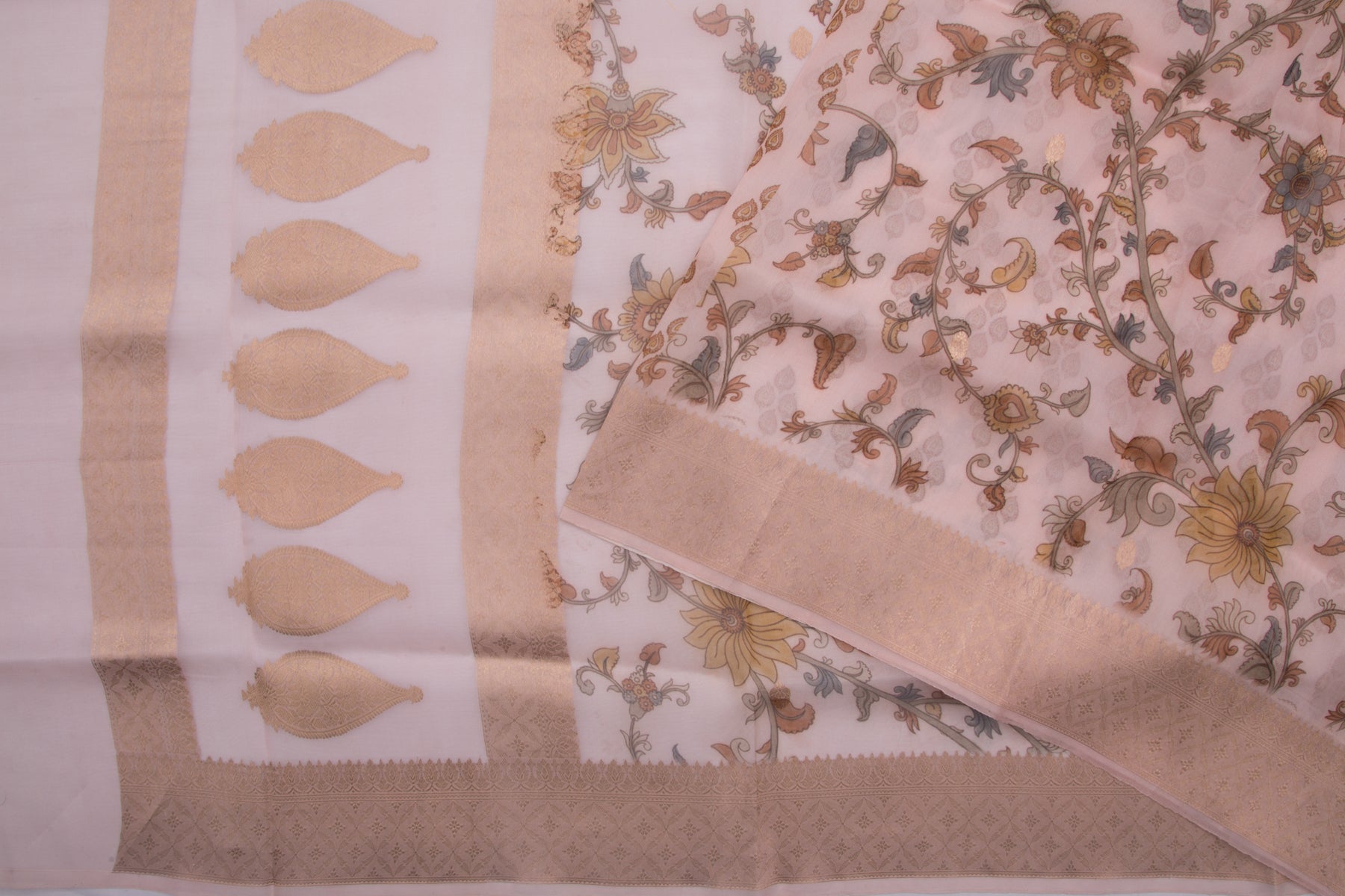 Banarasi Kora Organza Floral Printed Pink Saree