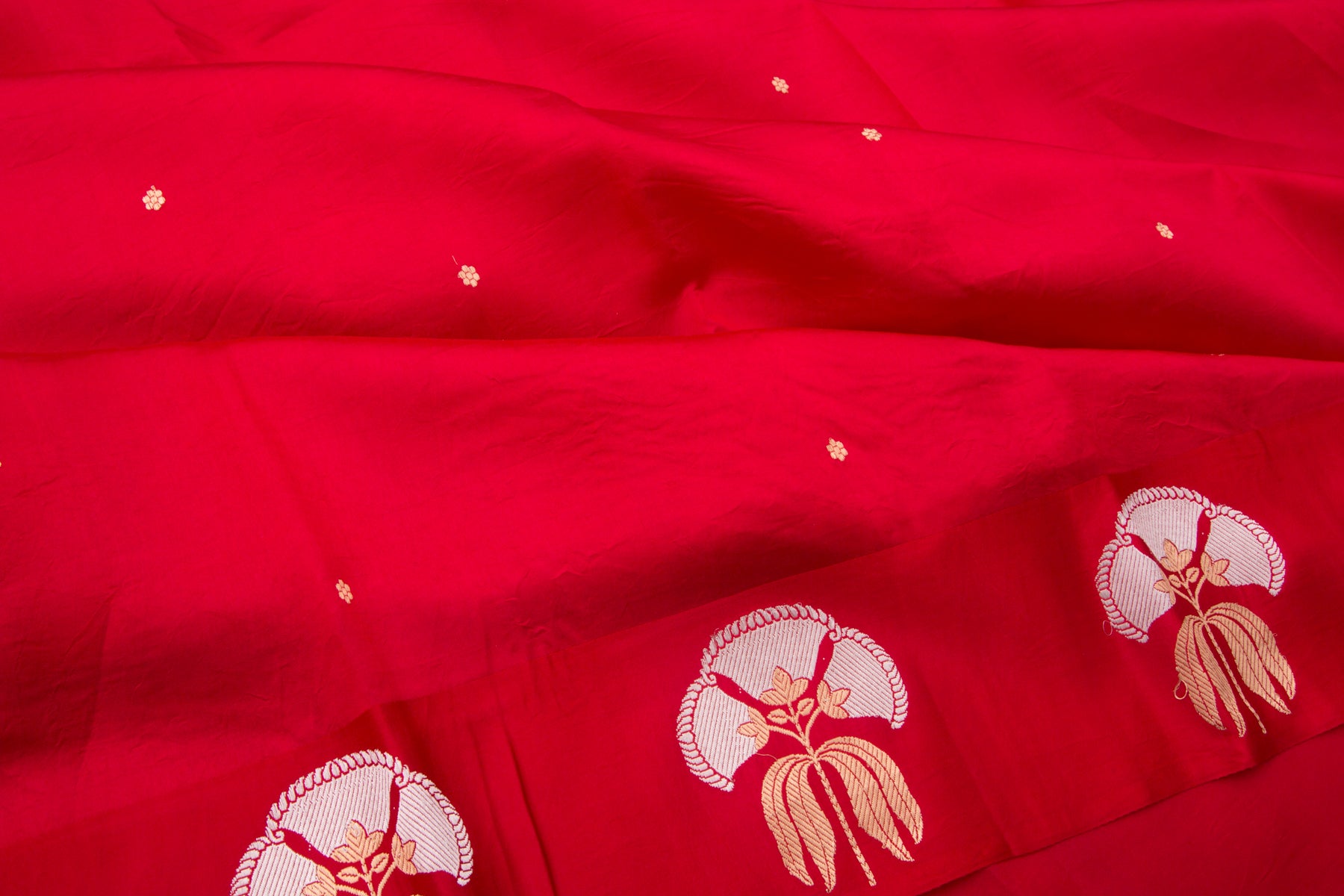 Banarasi Katan Silk Butta Red Saree