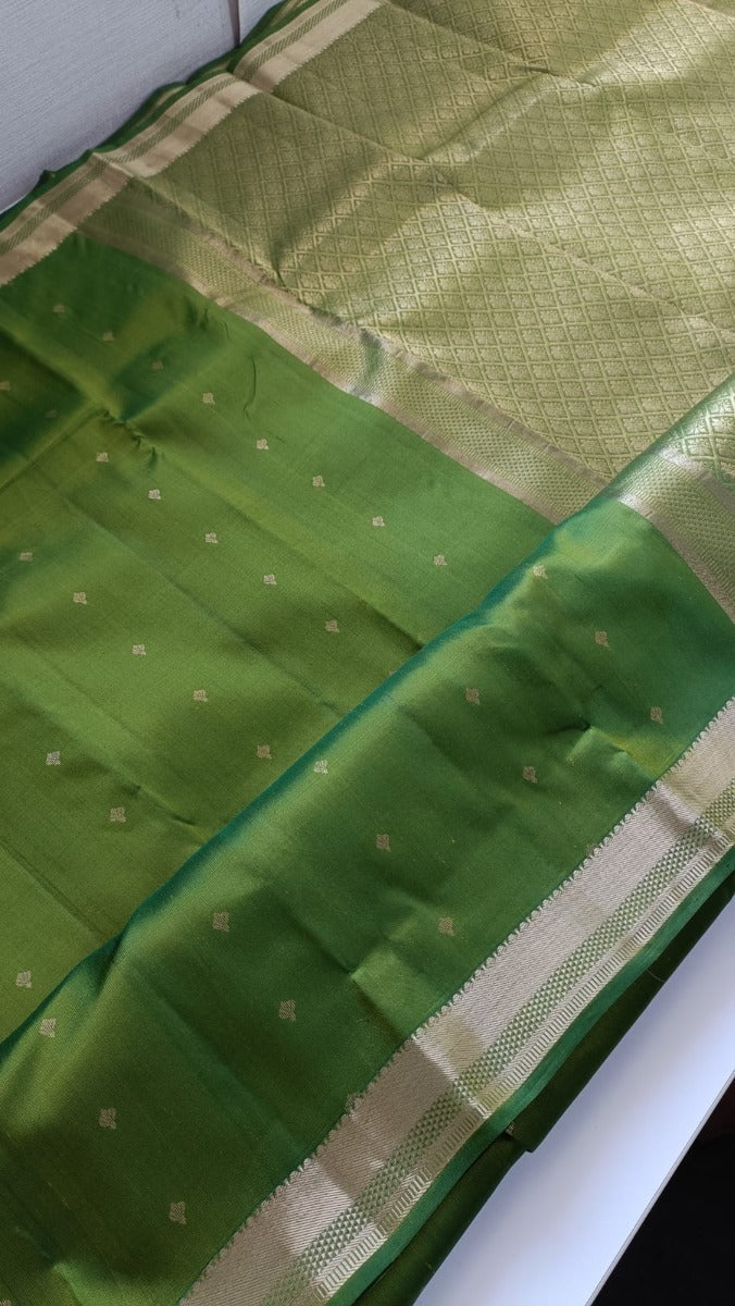 Kanchipuram SIlk Butta Green Saree