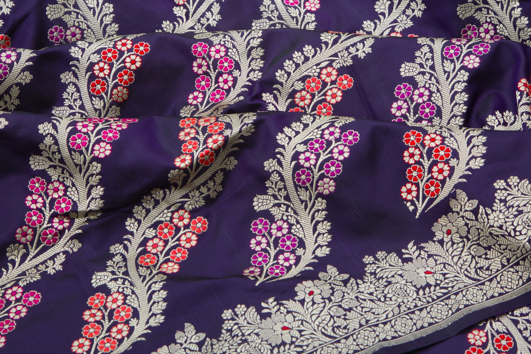 Banarasi Silk Kadwa Jaal Purple Saree