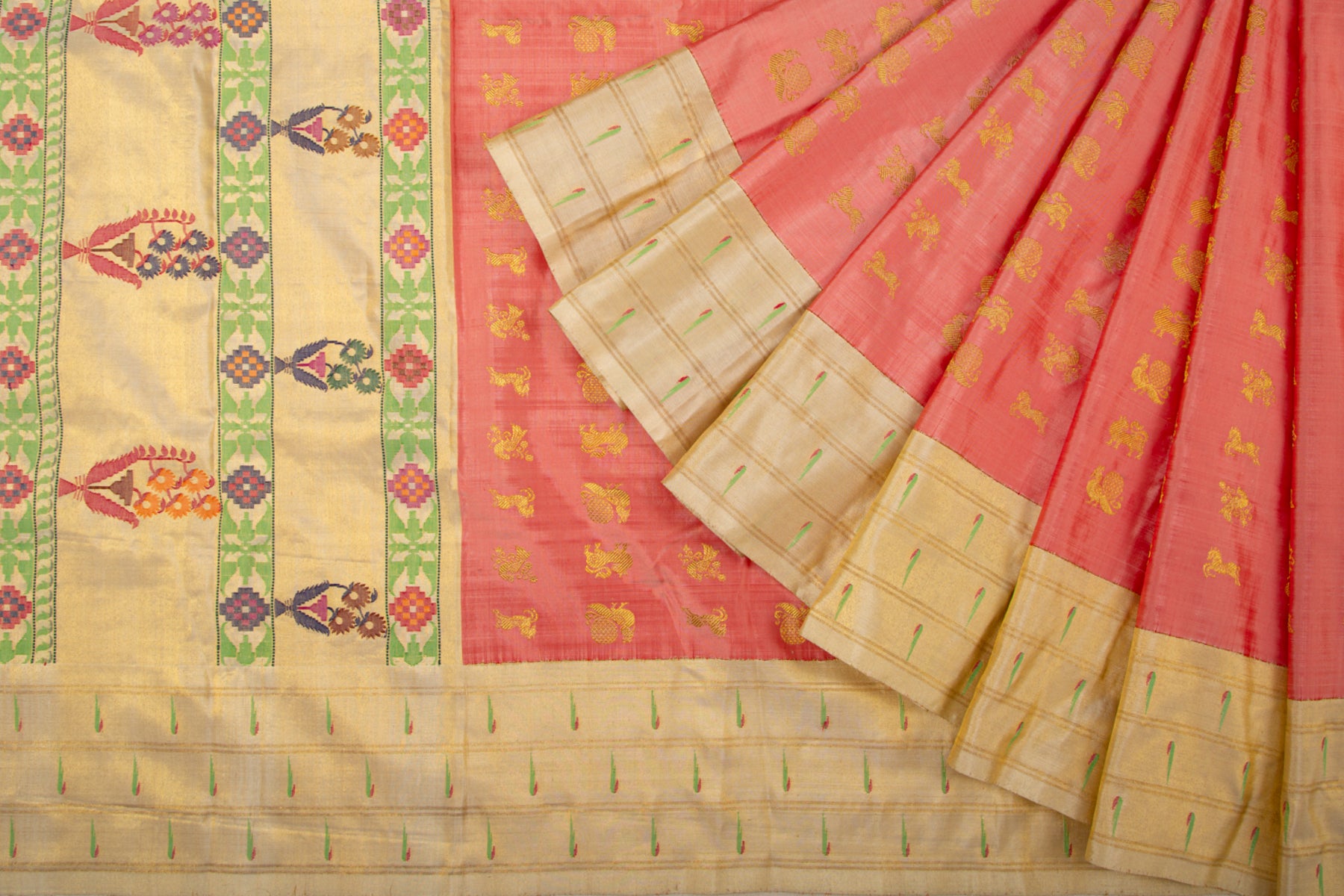 Kanchipuram Silk Butta Peach Saree With Attached Paithani Border