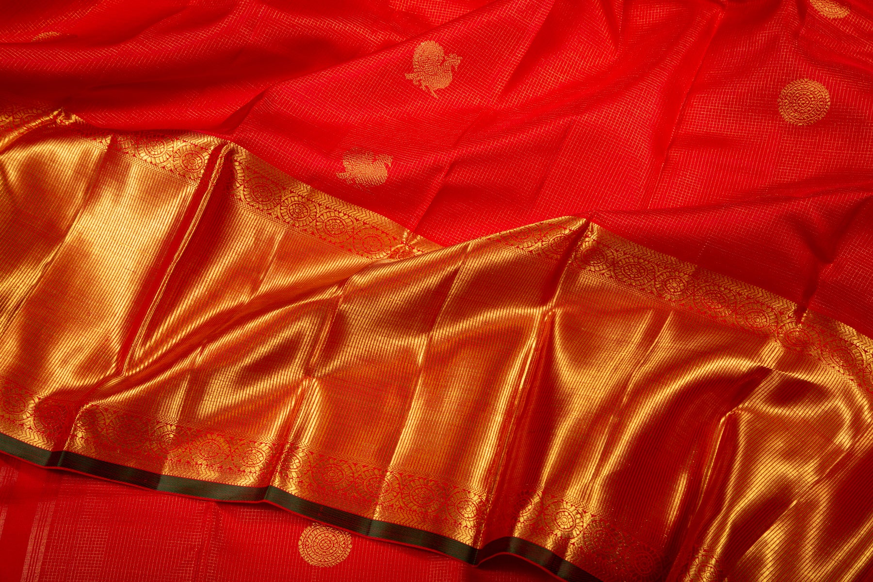 Kanchipuram Silk Checks And Butta Red Saree