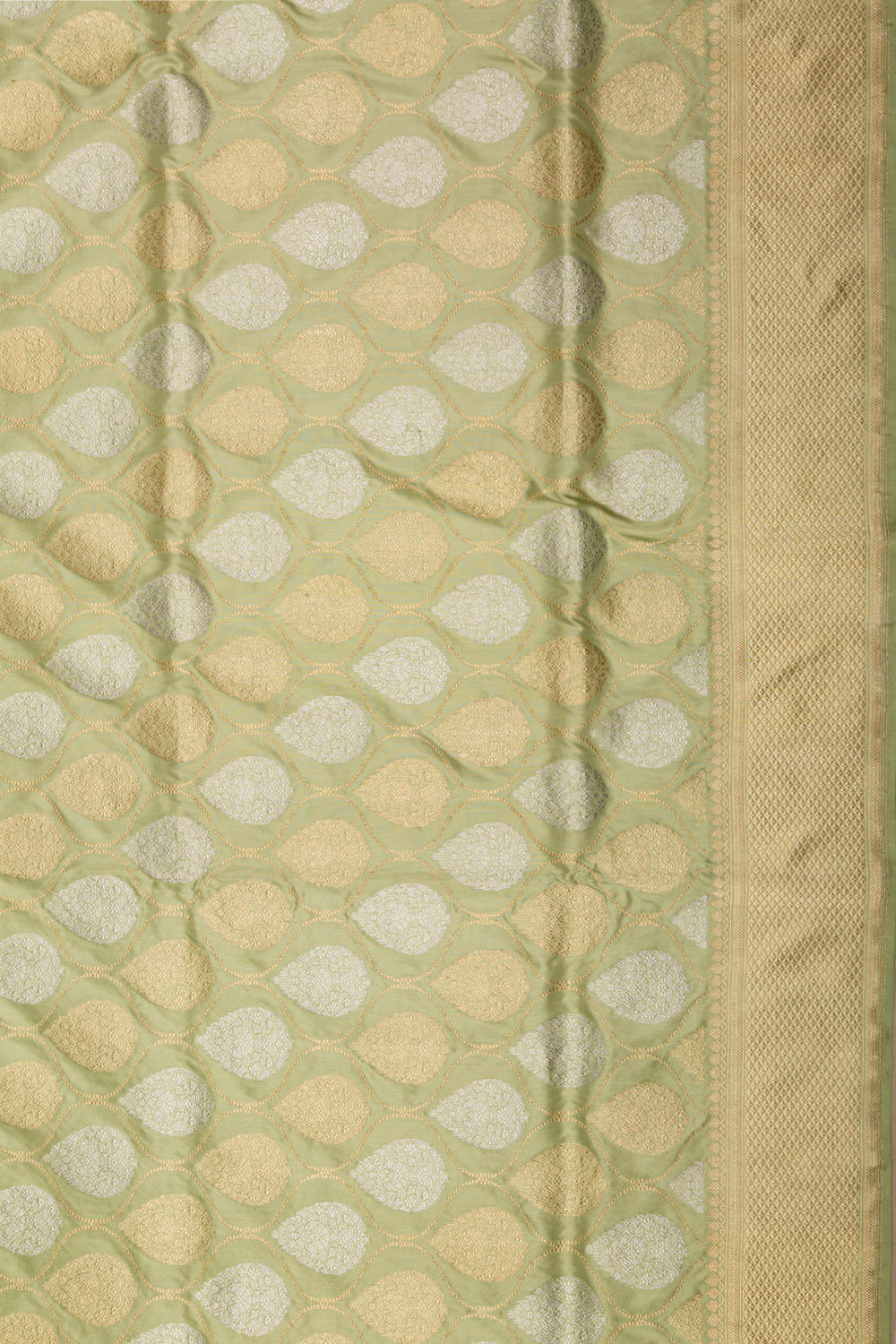 Banarasi Silk Kadwa Butta Pista Green Saree