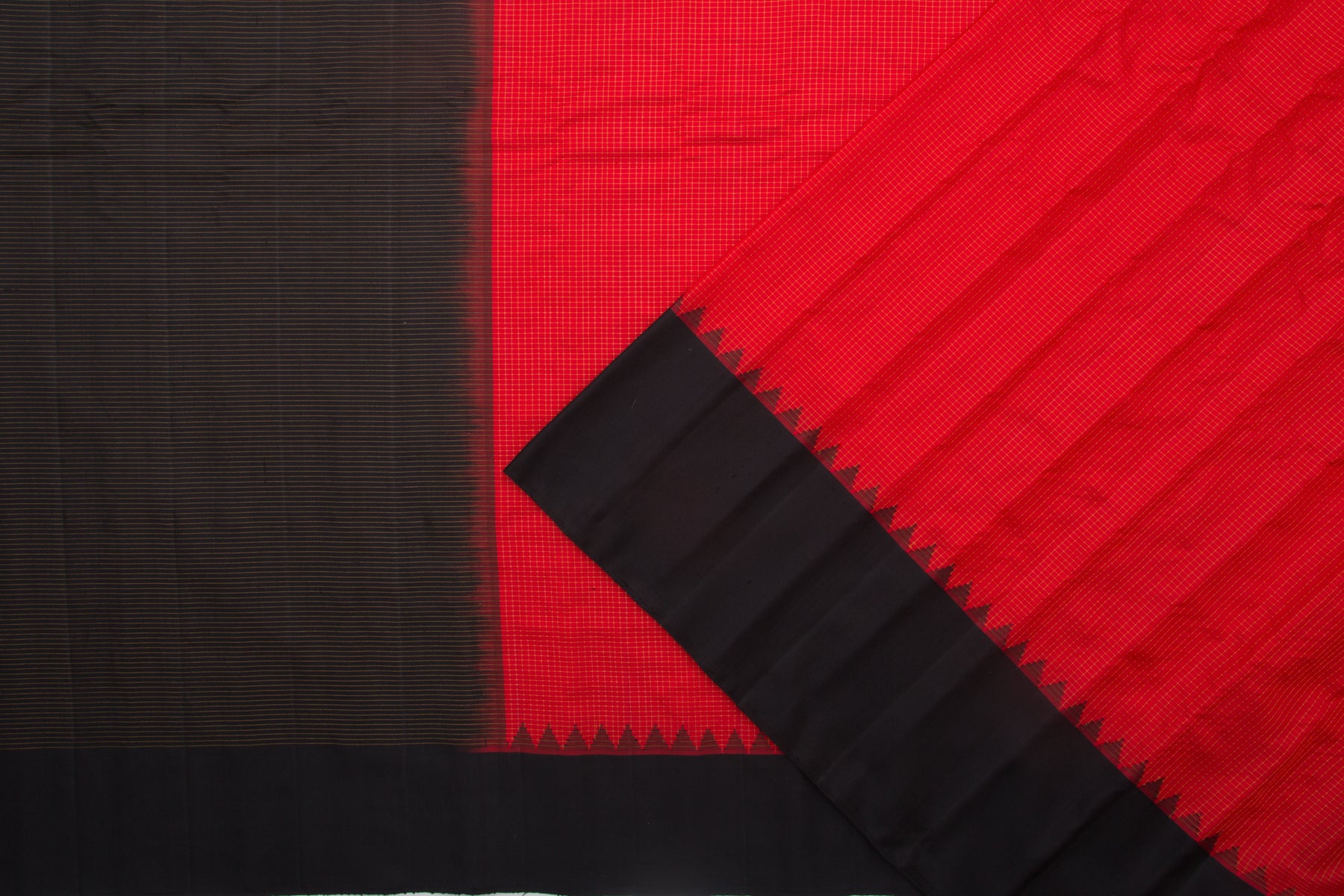 Gadwal Silk Checks Red Saree