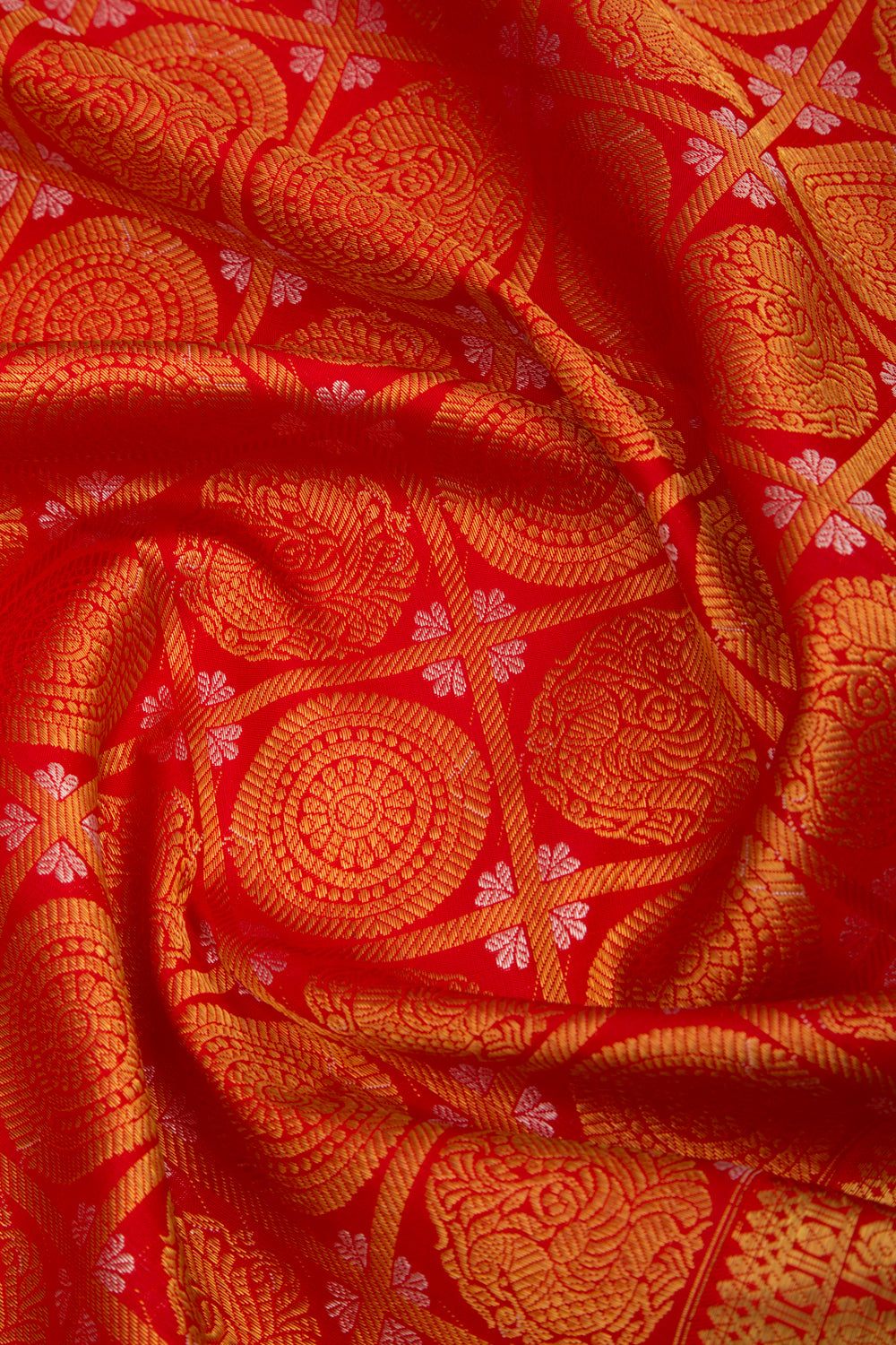 Kanchipuram Silk Checks And Butta Red Saree