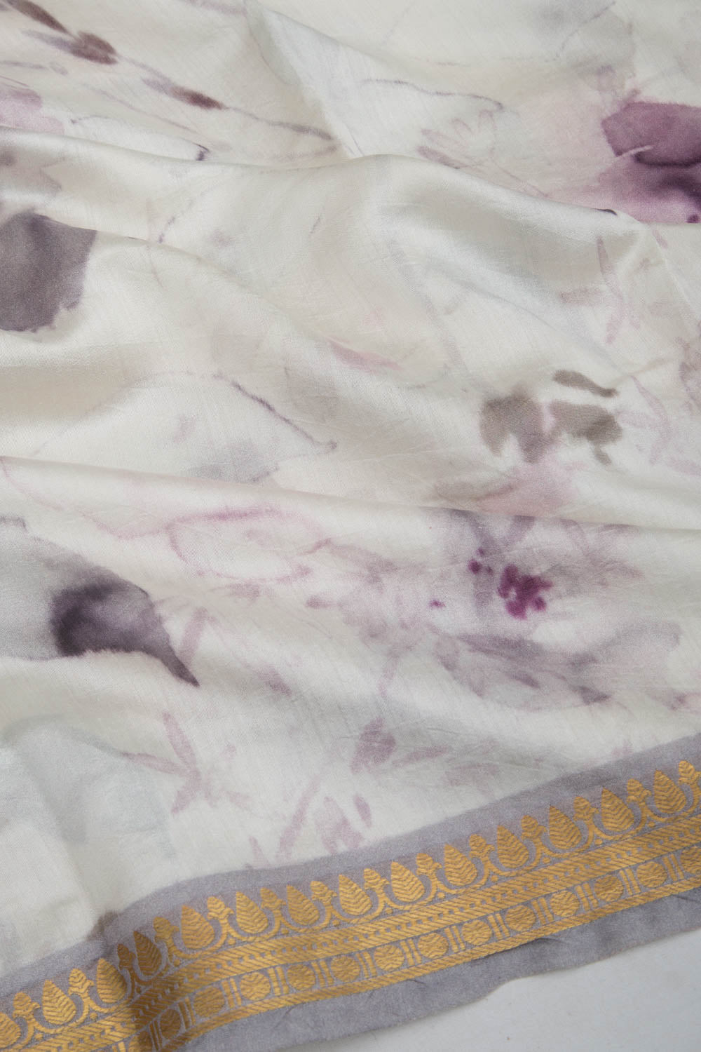 Chiniya Silk Printed Off-White Saree
