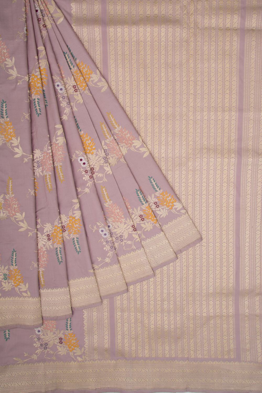 Banarasi Silk Kadwa Jaal Lilac Saree