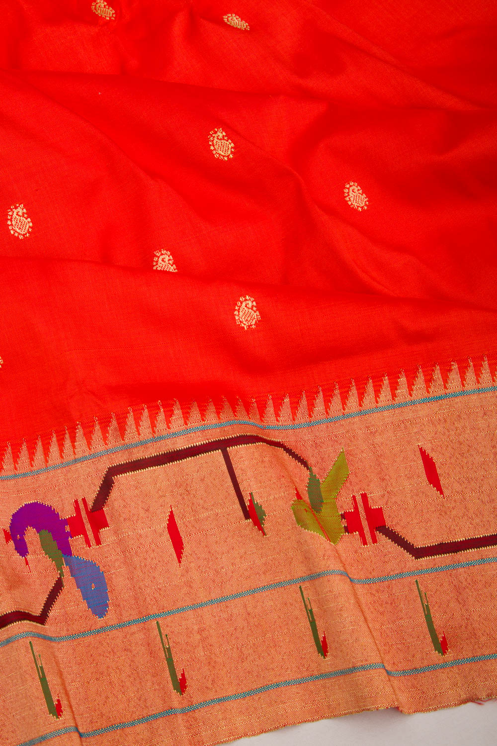 Paithani Silk Butta Red Saree With Akruthi Border