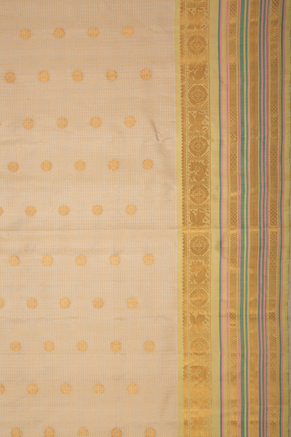 Gadwal Silk Checks And Butta Cream Saree