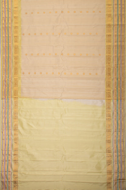 Gadwal Silk Checks And Butta Cream Saree
