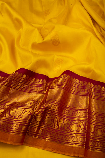 Gadwal Silk Butta Yellow Saree
