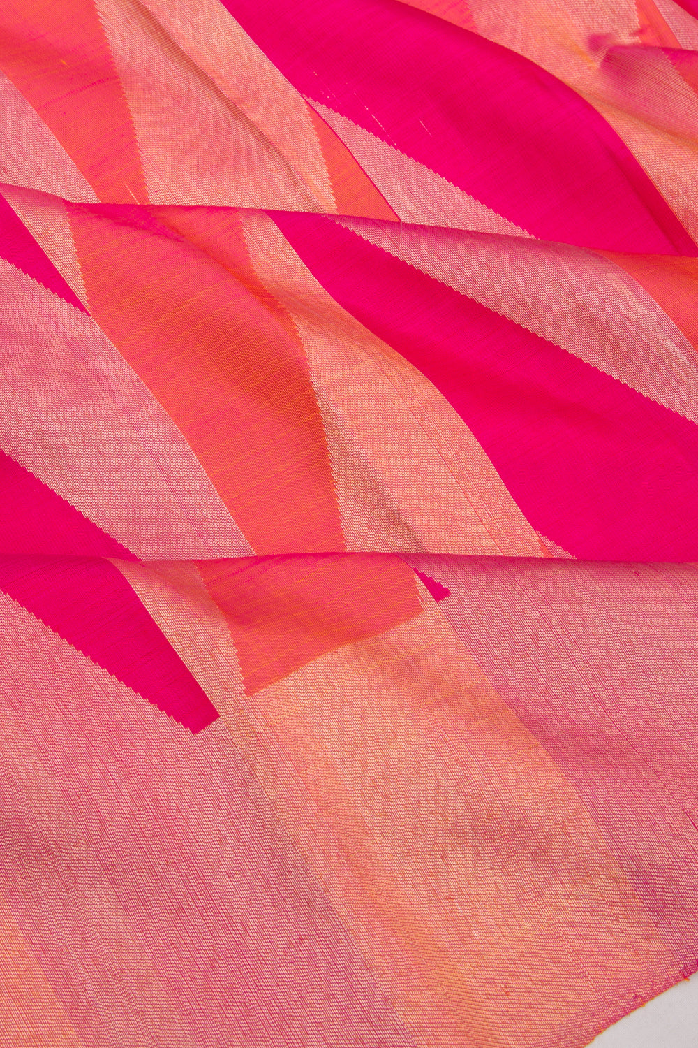 Kanchipuram Silk Geometric Brocade Pink Saree