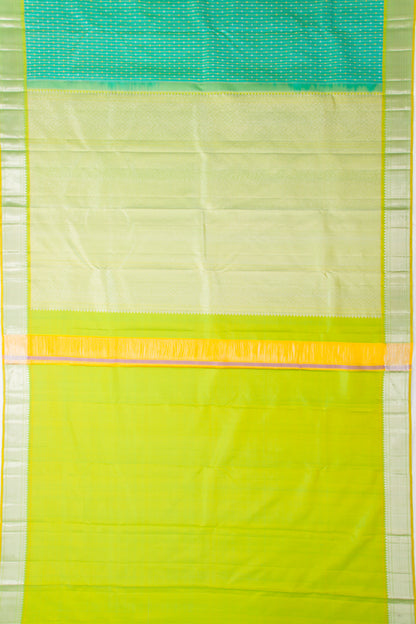 Kanchipuram Silk Vertical Lines Dual Tone Blue And Green Saree