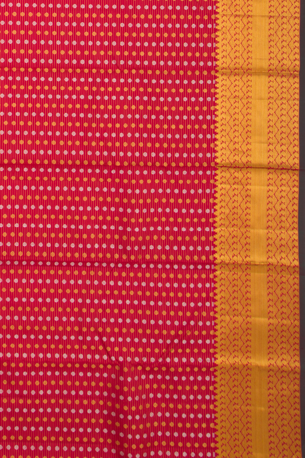 Taranga Kanchi Silk Oosi Lines And Butta Red Saree