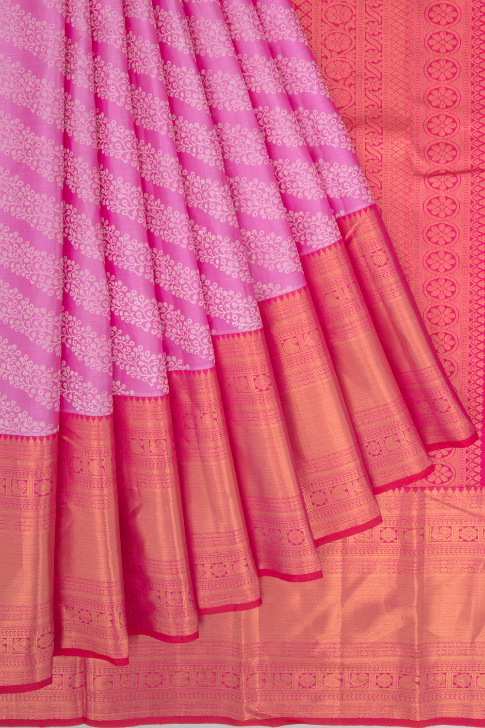 Kanchipuram Silk Diagonal Lines Pink Saree