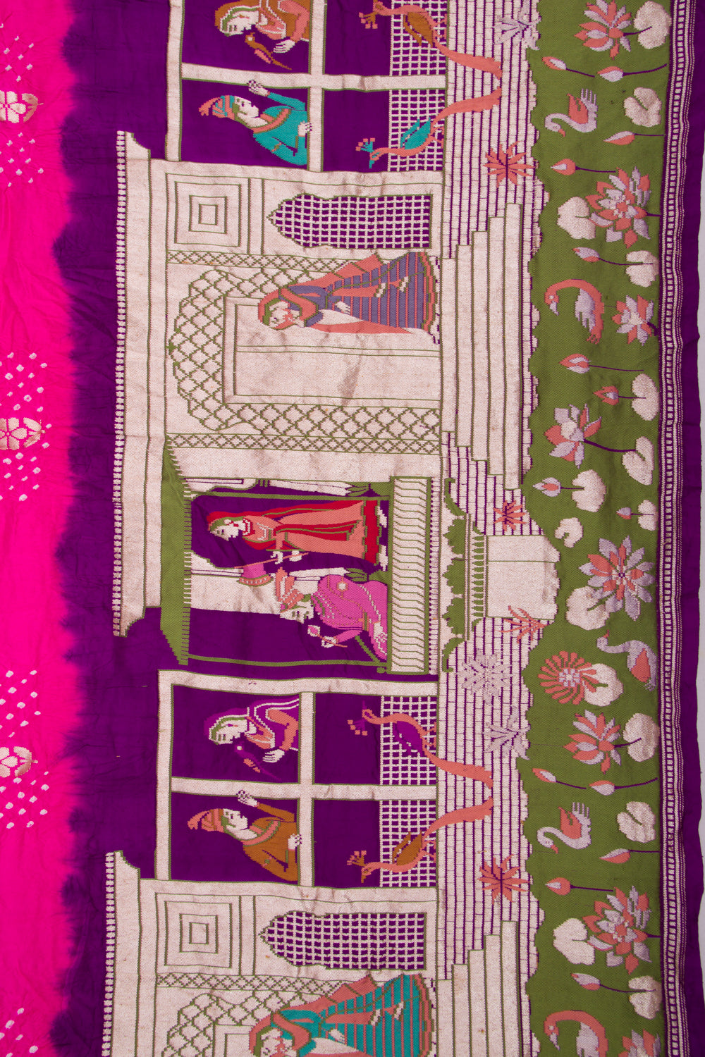 Banarasi Silk Bandhani Butta Pink Saree