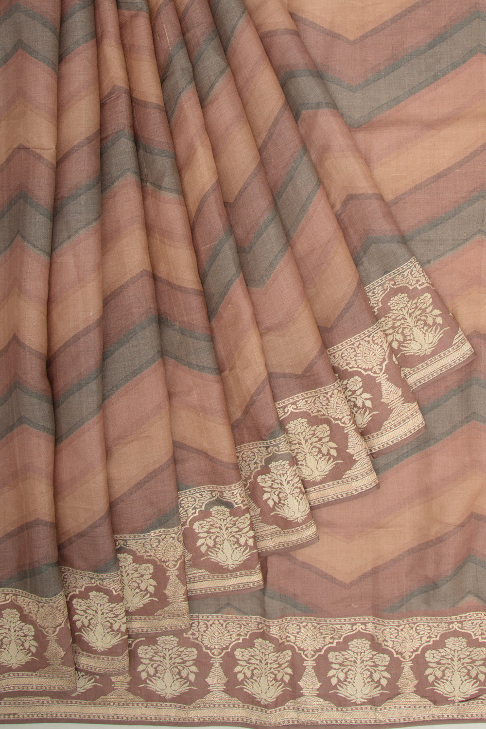 Tussar Zig-Zag Lines Snuff Saree