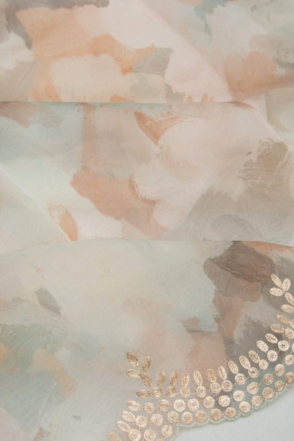 Organza Printed Off-White Saree With Scallop Border