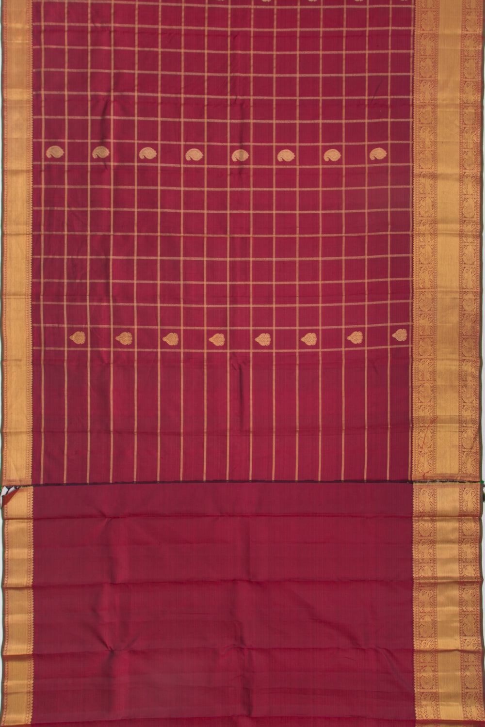 Kanchipuram Silk Checks And Butta Maroon Saree