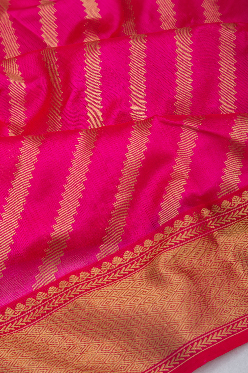 Chanderi Silk Diagonal Lines Pink Saree
