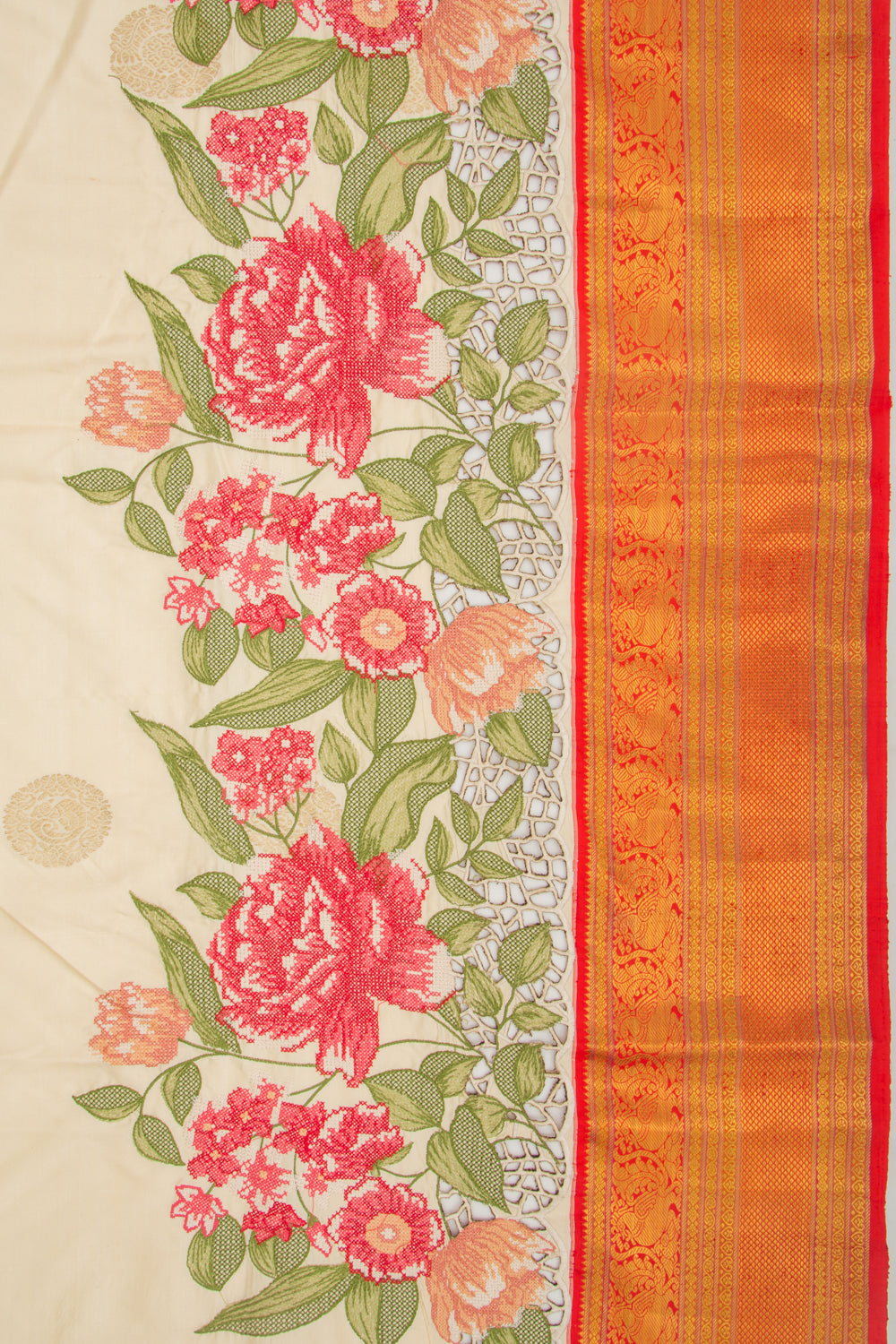 Kanchipuram Silk Butta Cream Saree With Embroidery Border