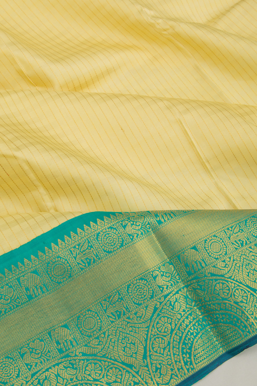 Kanchipuram Silk Vertical Lines Pale Yellow Saree