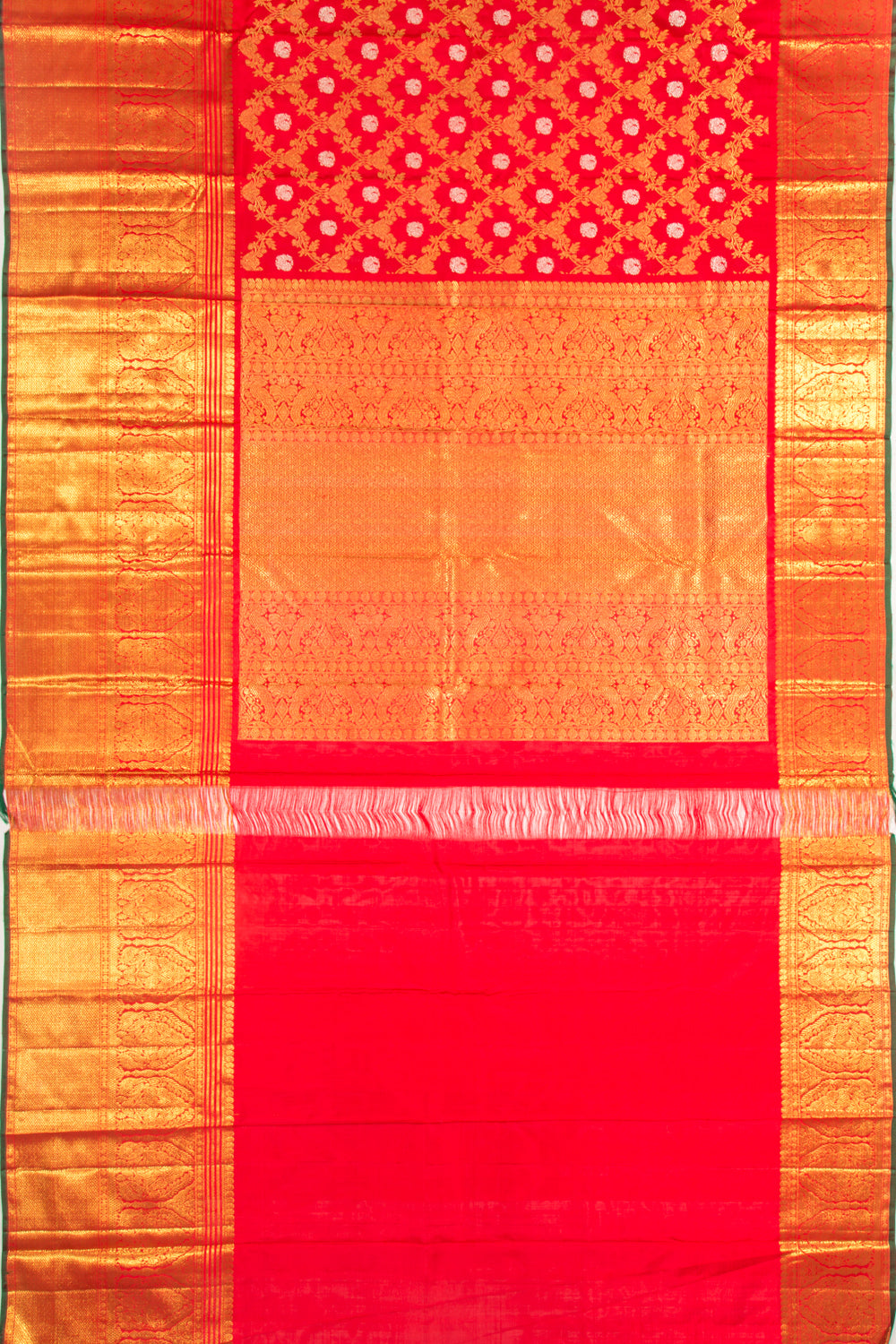 Kanchipuram Silk Jaal And Butta Red Saree