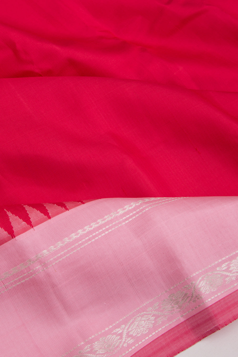 Gadwal Silk Plain Red Saree