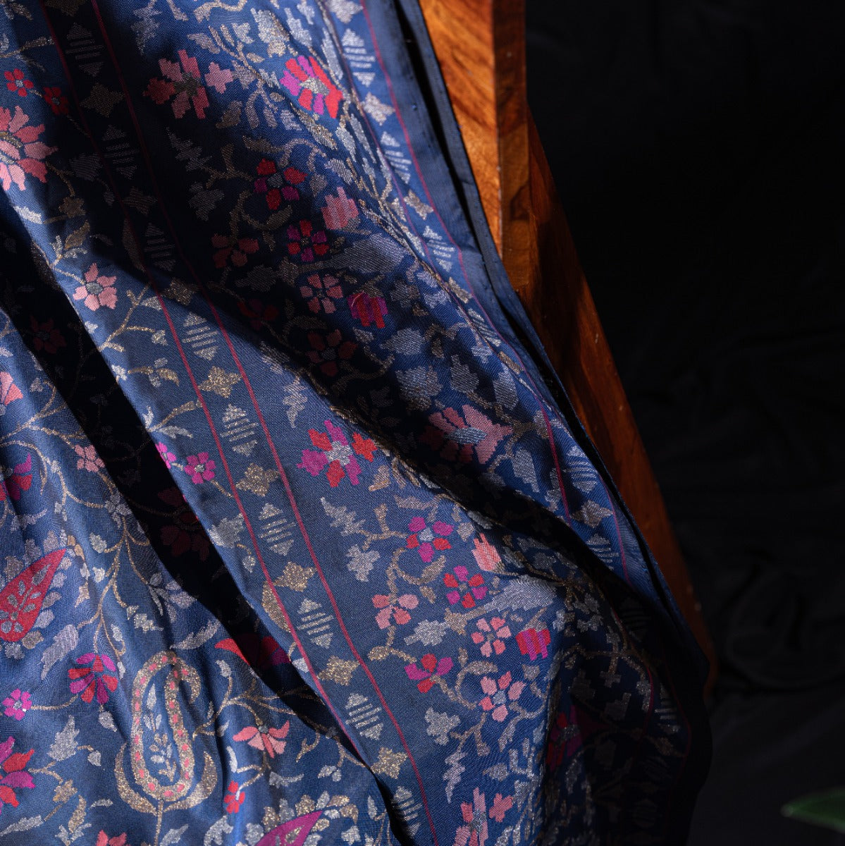 Banarasi Silk Jamdani Jaal Neelambari Saree