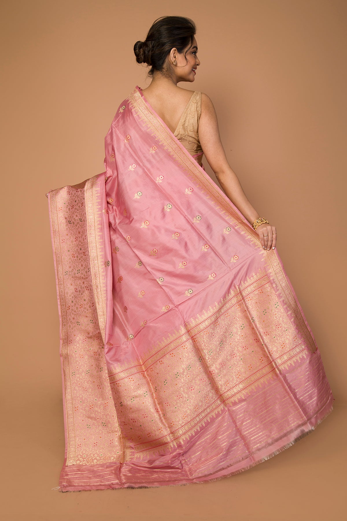 Banarasi Silk Kadwa Butta Pink Saree