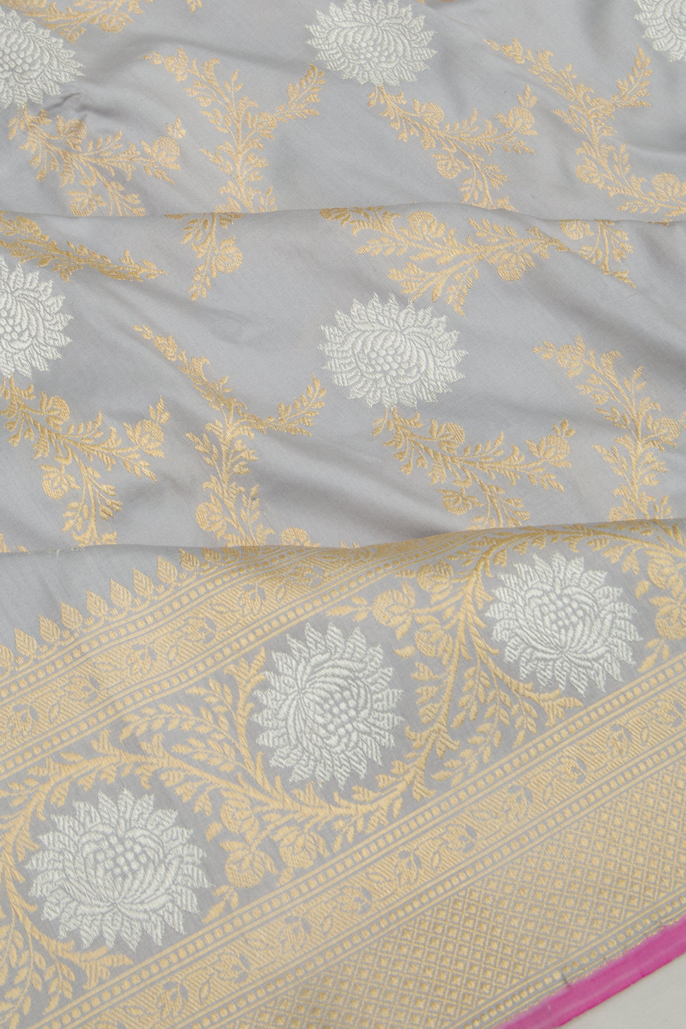 Banarasi Silk Kadwa Jaal Grey Saree 5540449