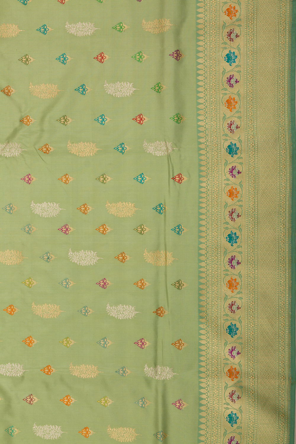 Banarasi Silk Kadwa Butta Green Saree