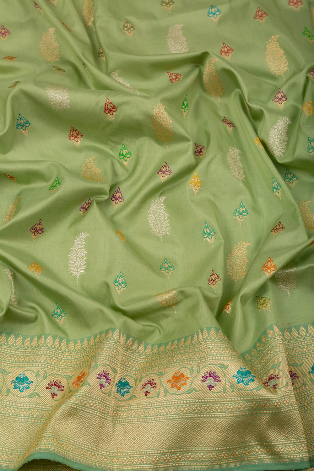 Banarasi Silk Kadwa Butta Green Saree